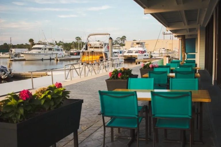 10 Best Waterfront Restaurants in Jacksonville